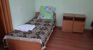 Гостиница База Отдыха Черемухи Уфа Двухместный номер эконом класса с двумя отдельными кроватями-1